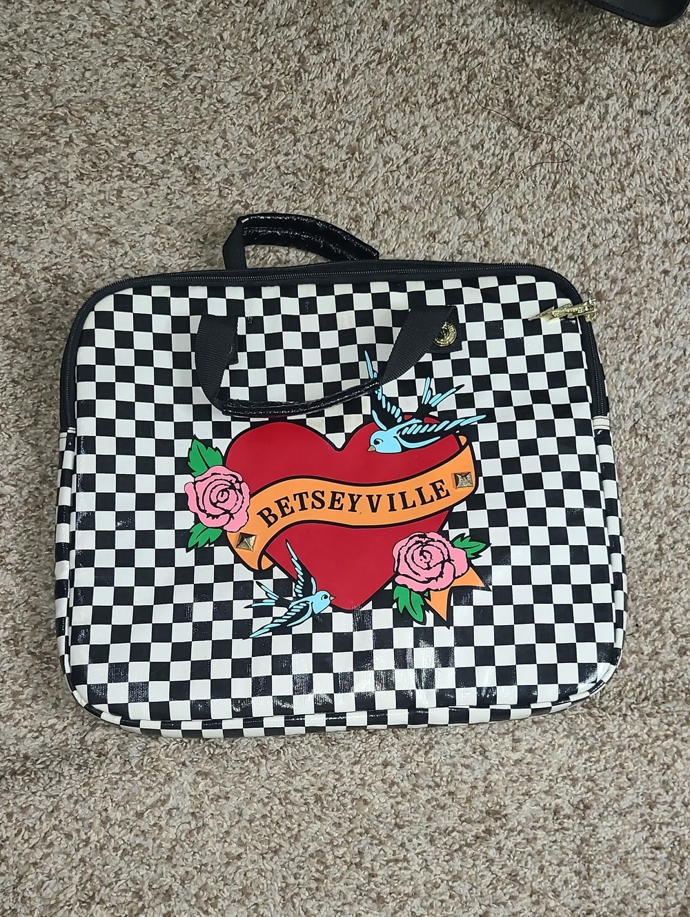 Betsey Johnson Black & White Checkered Laptop Bag with Red Heart Graphic